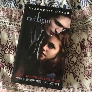 Paperback - Twilight ✨